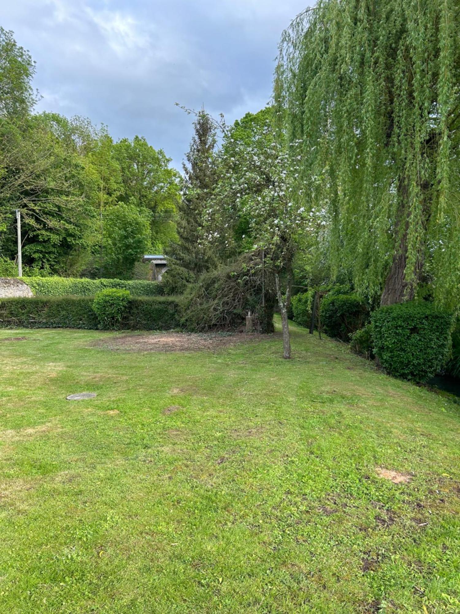 Maison Au Calme Avec Riviere A Cote De Chartres Saint-Prest الغرفة الصورة